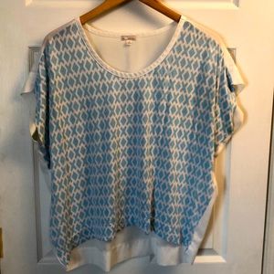 GAP hi/lo shirt